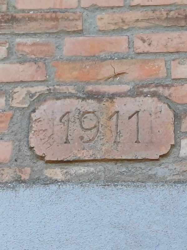 1911